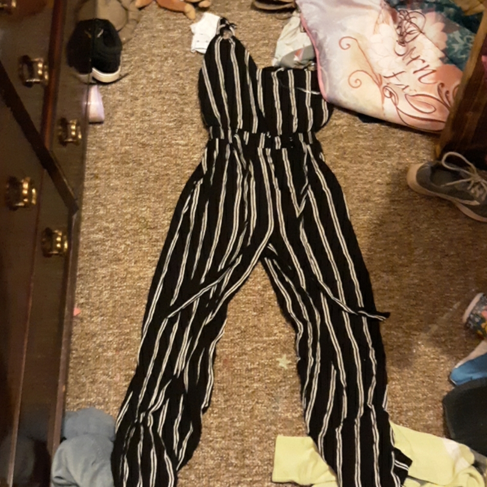jumpsuit